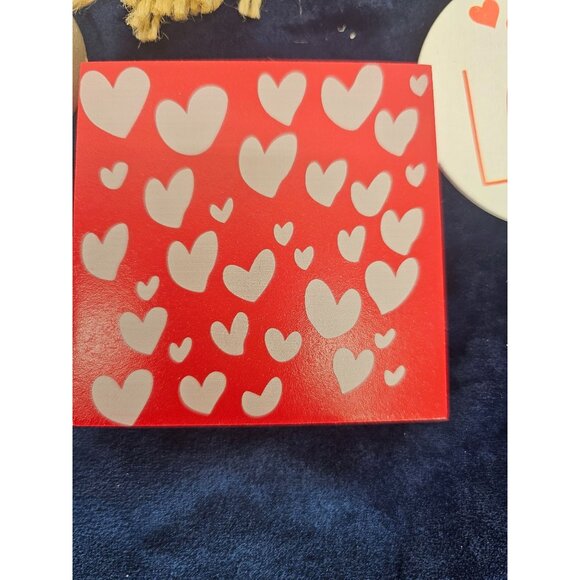 Valentine's Day Wooden Bead Garland Décor Set With Sweetheart XOXO Love & Hearts - Picture 3 of 7